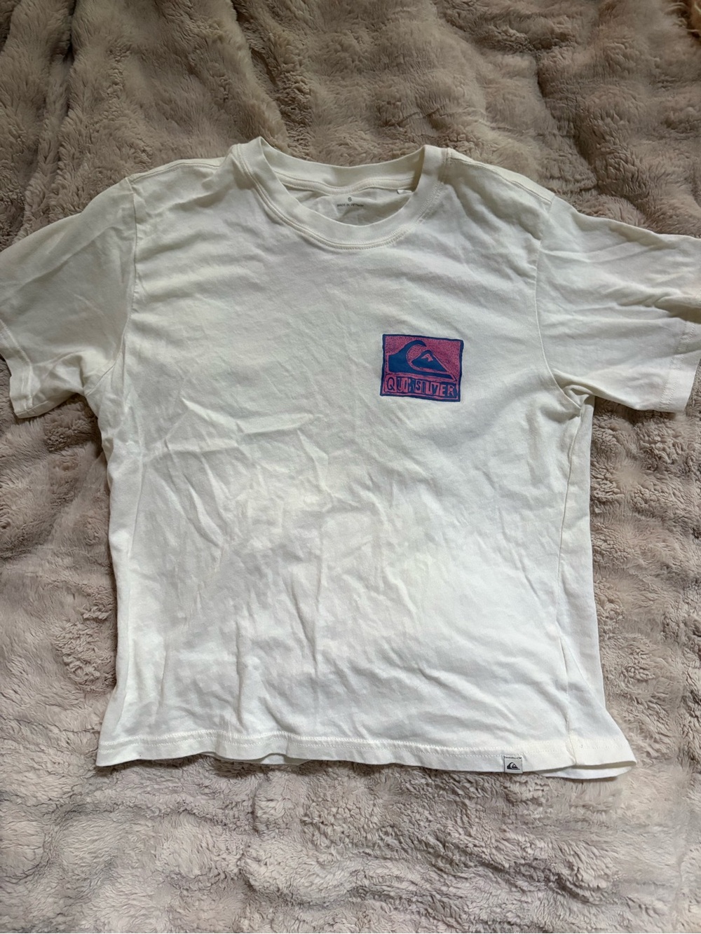 Quiksilver White Tee with Pink and Blue Chest Logo